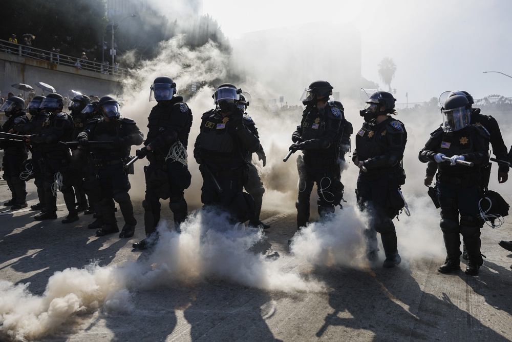 Casa Blanca defiende envío de tropas a Los Ángeles por la "débil" respuesta del gobernador