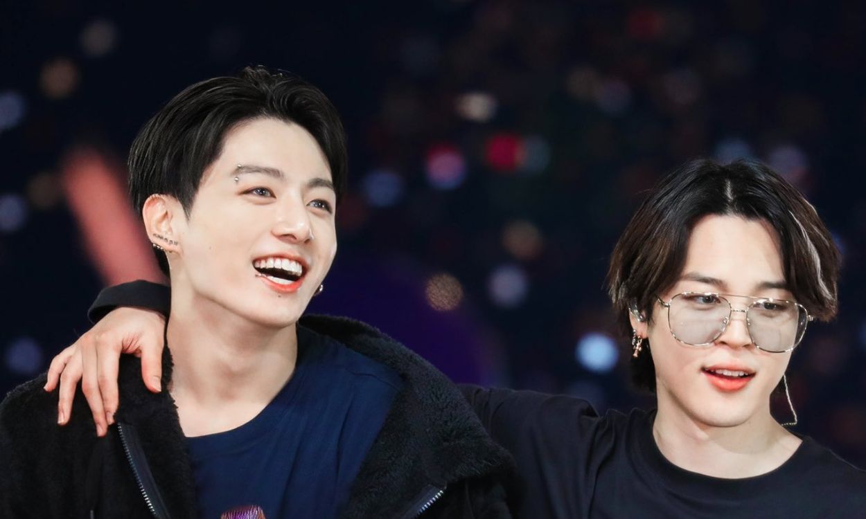 Los miembros del grupo surcoreano de K-pop BTS, Jimin y Jungkook, finalizaron su servicio militar