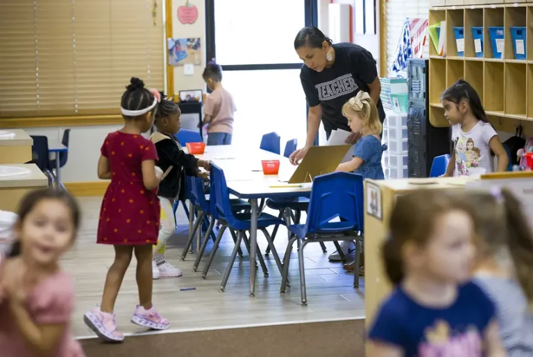 Texas está envejeciendo y su población infantil está creciendo