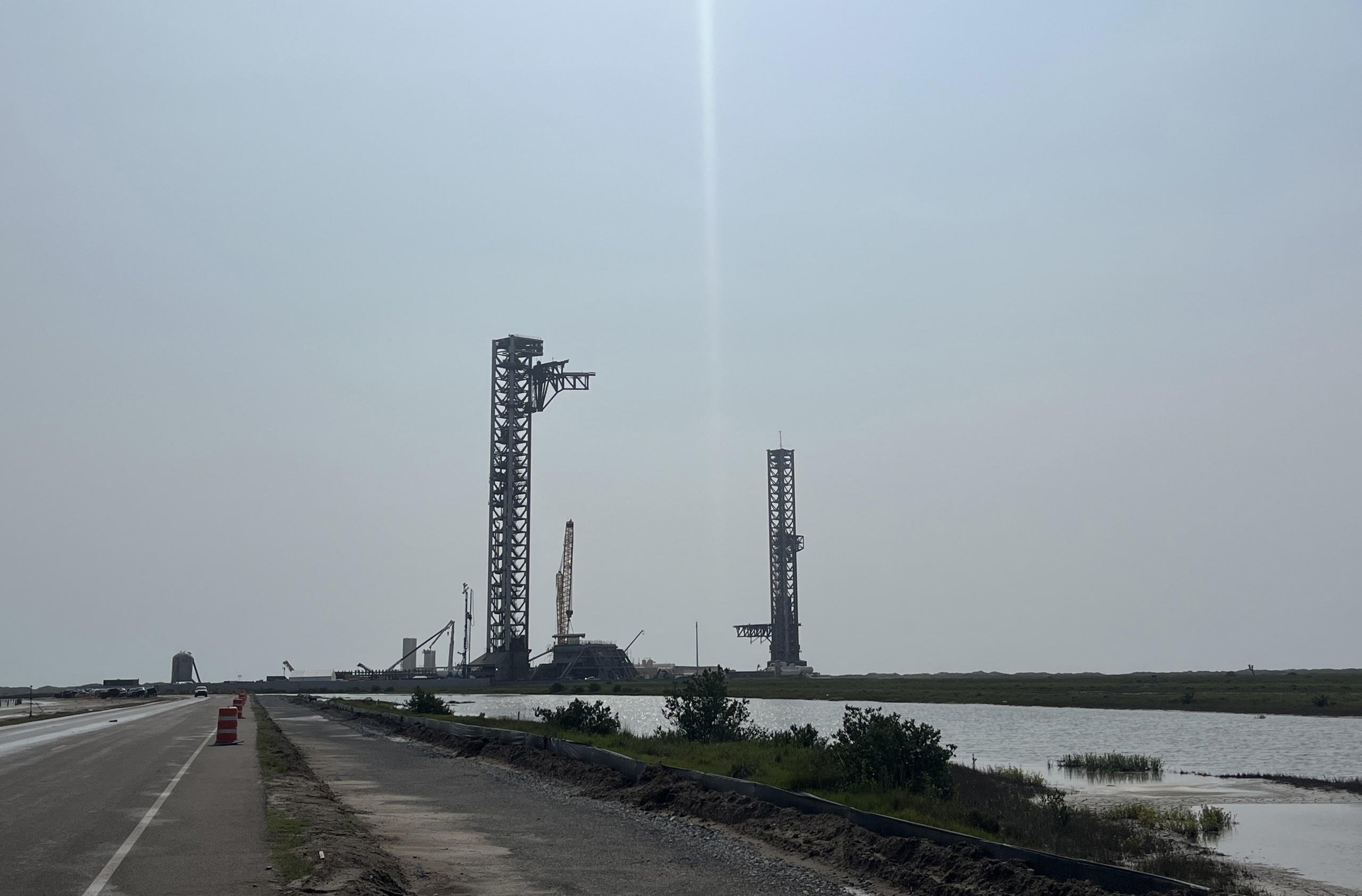 Un cohete de la empresa SpaceX explota cuando realizaba pruebas en tierra