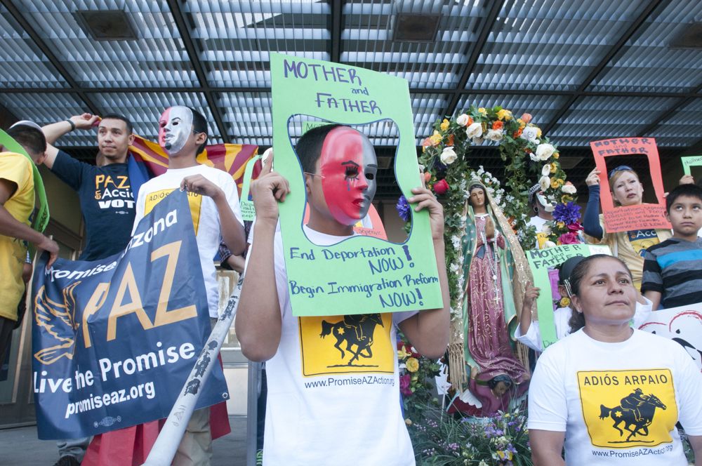 Tribunal de apelaciones se niega a permitir que Florida implemente ley antiinmigrante
