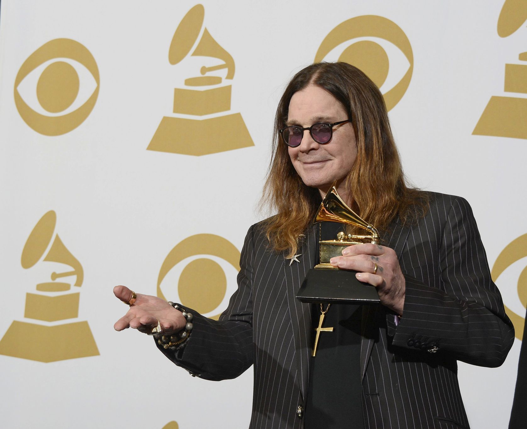 Ozzy Osbourne, cantante de Black Sabbath, muere a los 76 años