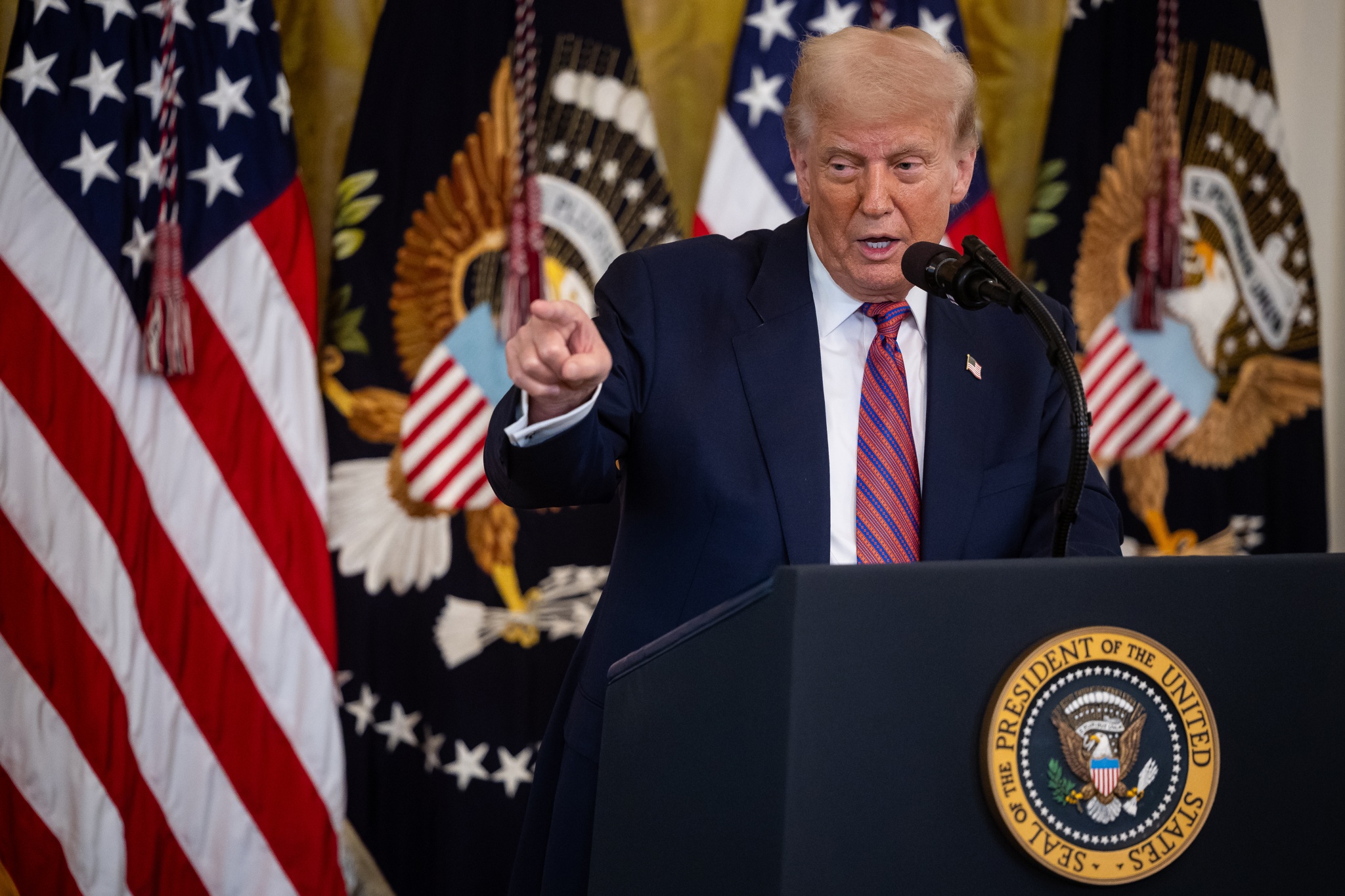 Trump anticipa que apelará si la juez del caso Harvard falla en contra de su Gobierno