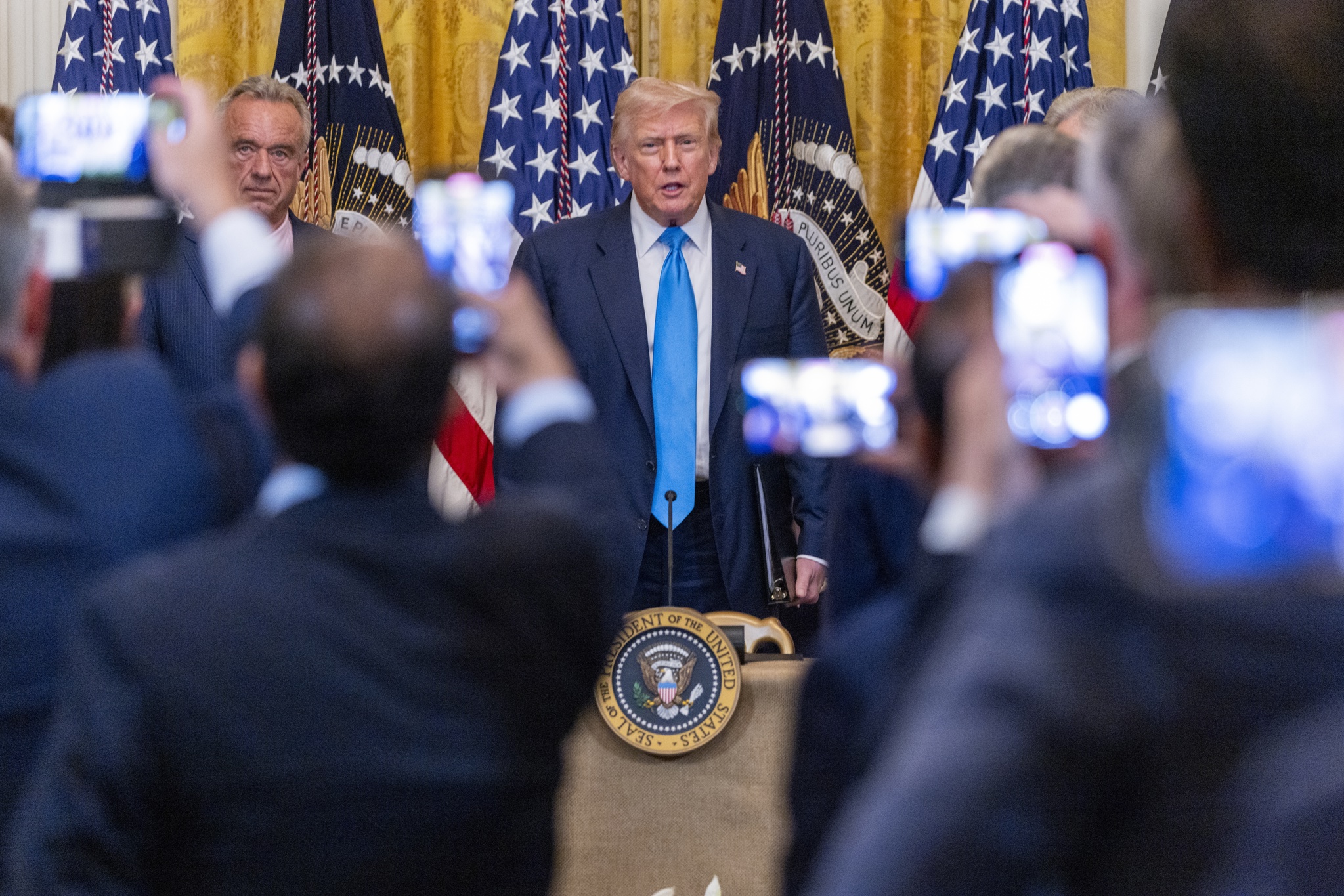 Trump anuncia un acuerdo para aplicar a Corea del Sur aranceles del 15 %