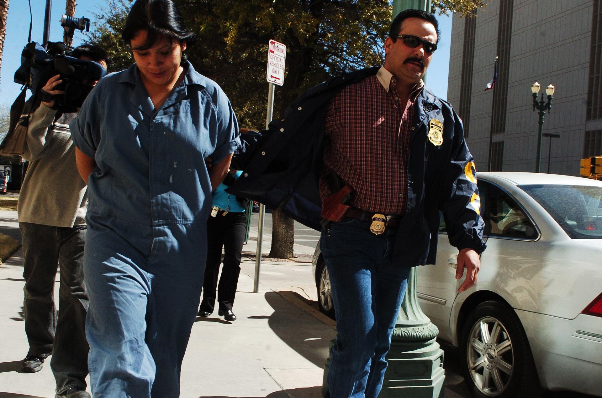 Inmigración ha trasladado “a menudo” a detenidos lejos de sus domicilios, según un informe