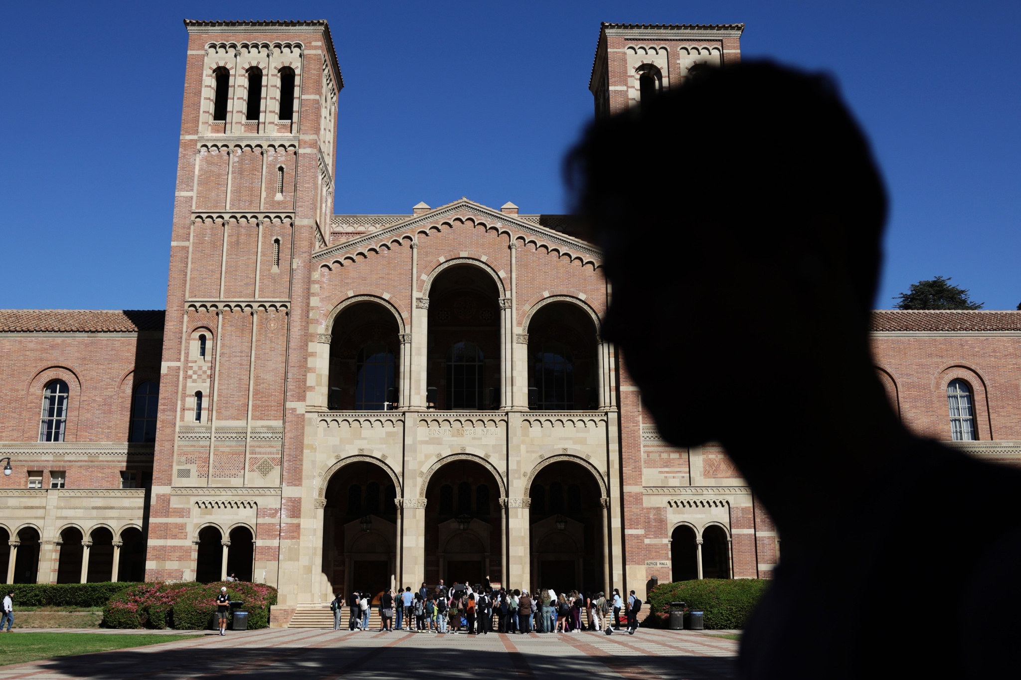 UCLA pagará 6 millones de dólares a estudiantes judíos por permitir protesta propalestina