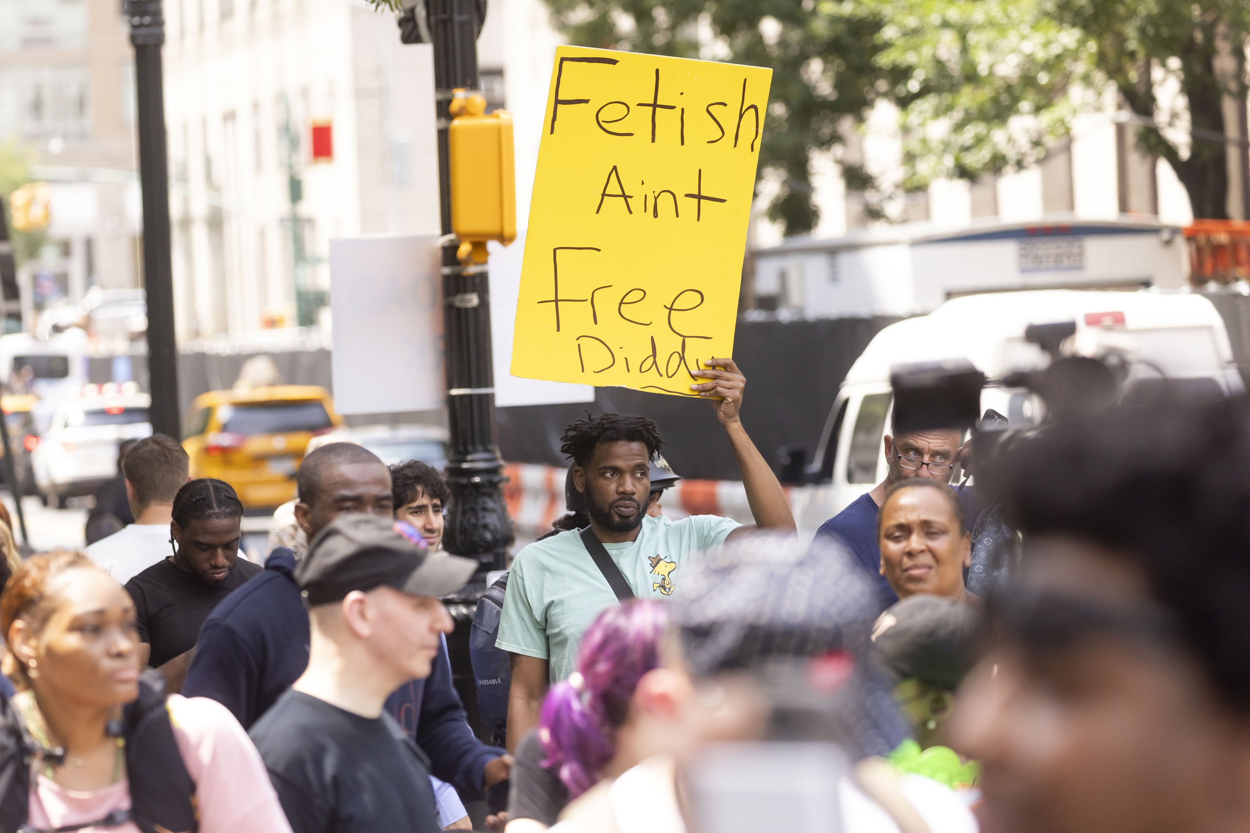 El veredicto contra Diddy Combs desata un caos de partidarios, detractores e ‘influencers’