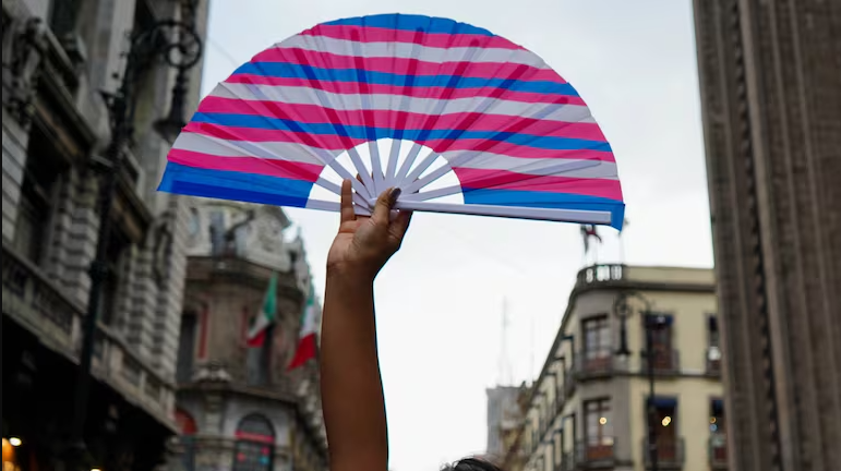 Liberan a solicitante de asilo mexicana tras un mes detenida en centro migratorio en EEUU