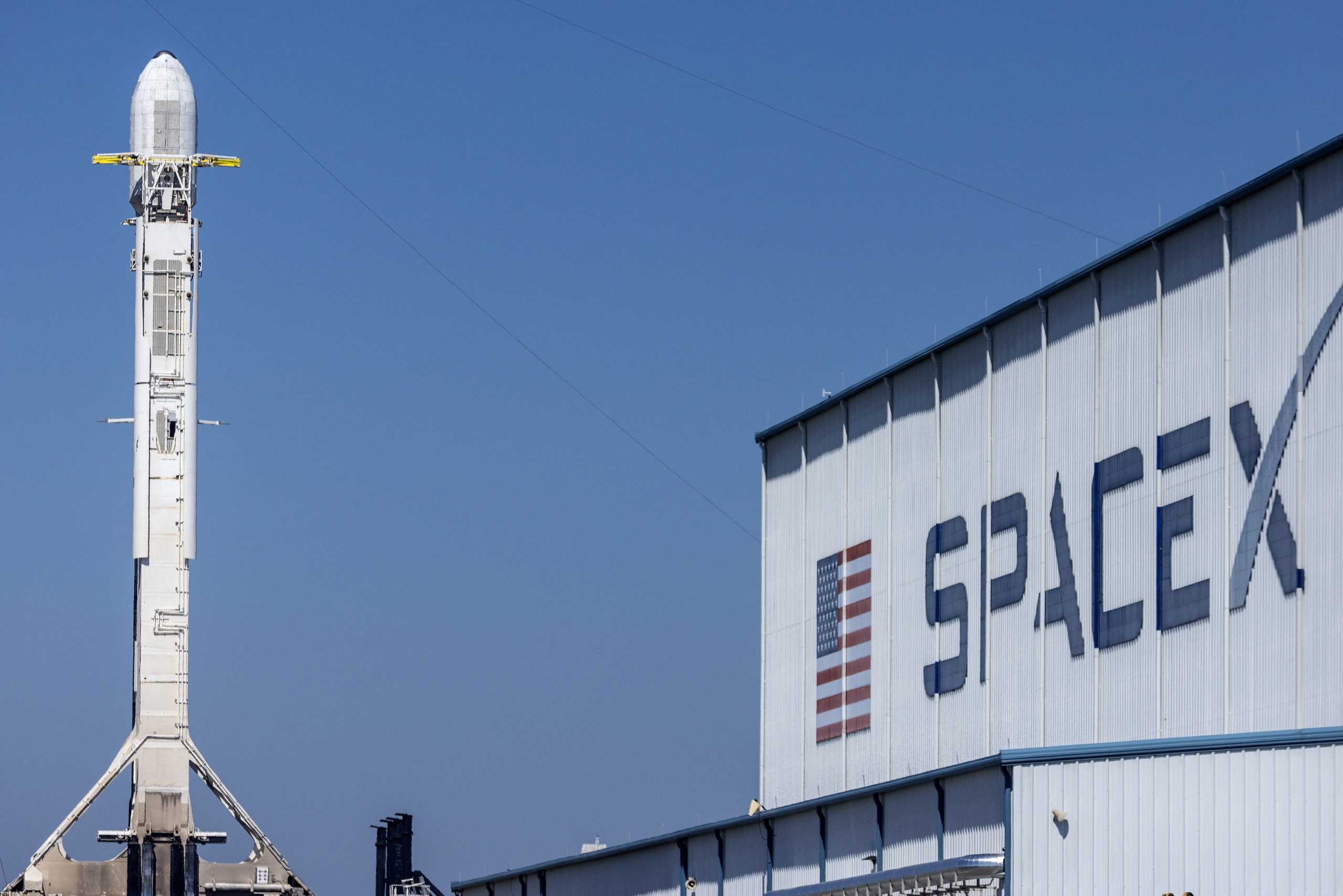 SpaceX preve expandirse en Florida con nueva instalación de satélites, según medios