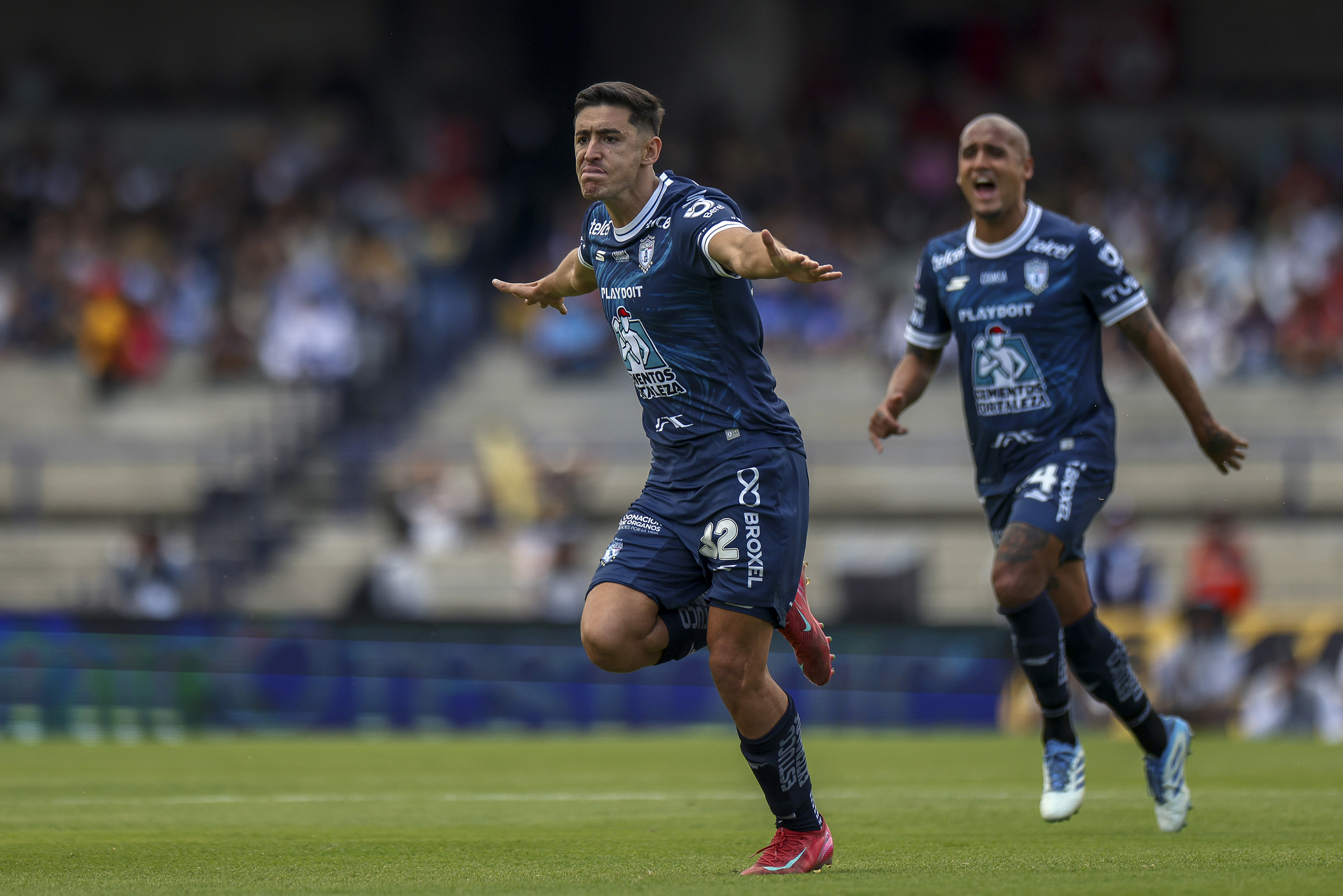 El campeón Toluca y Pachuca lideran el Apertura con 100 % de aprovechamiento