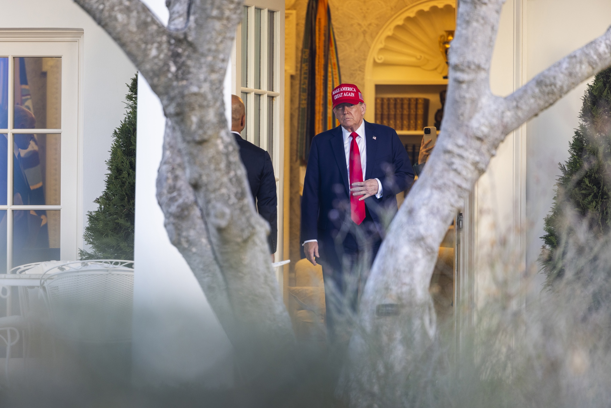 Demandan a la administración Trump por retirar el derecho a fianza a inmigrantes