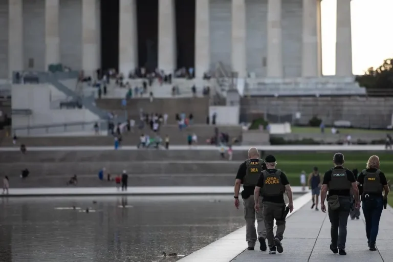 Fiscal general de EEUU da al director de DEA poderes de jefe de Policía de Washington DC