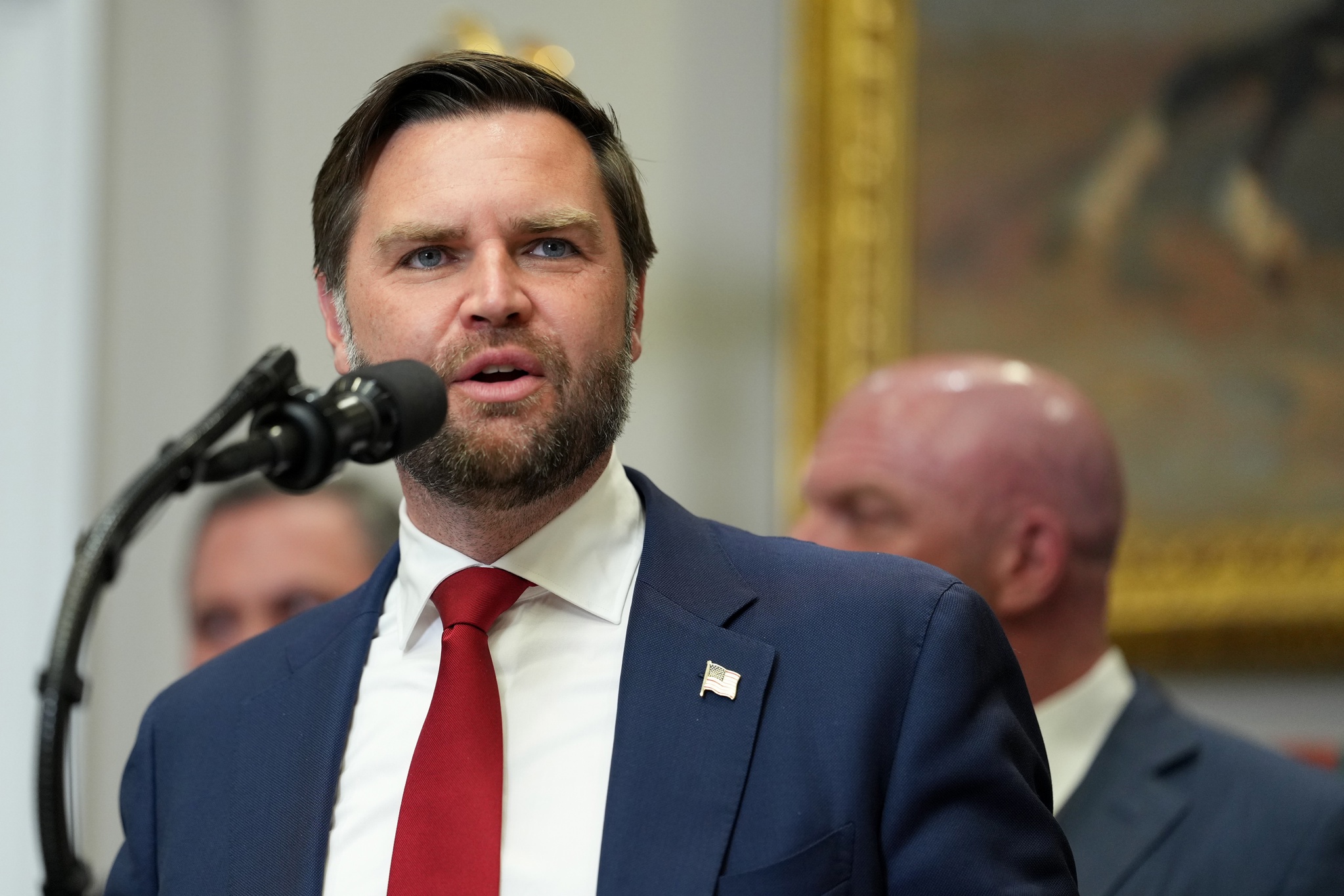 Trump señala que JD Vance “probablemente” será su sucesor como candidato republicano