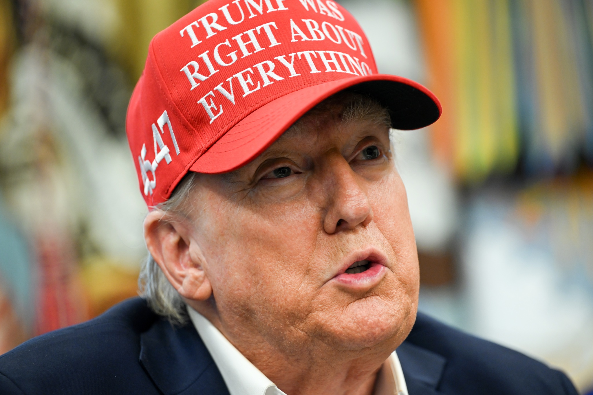 Trump avanza que pondrá aranceles a los muebles importados a Estados Unidos