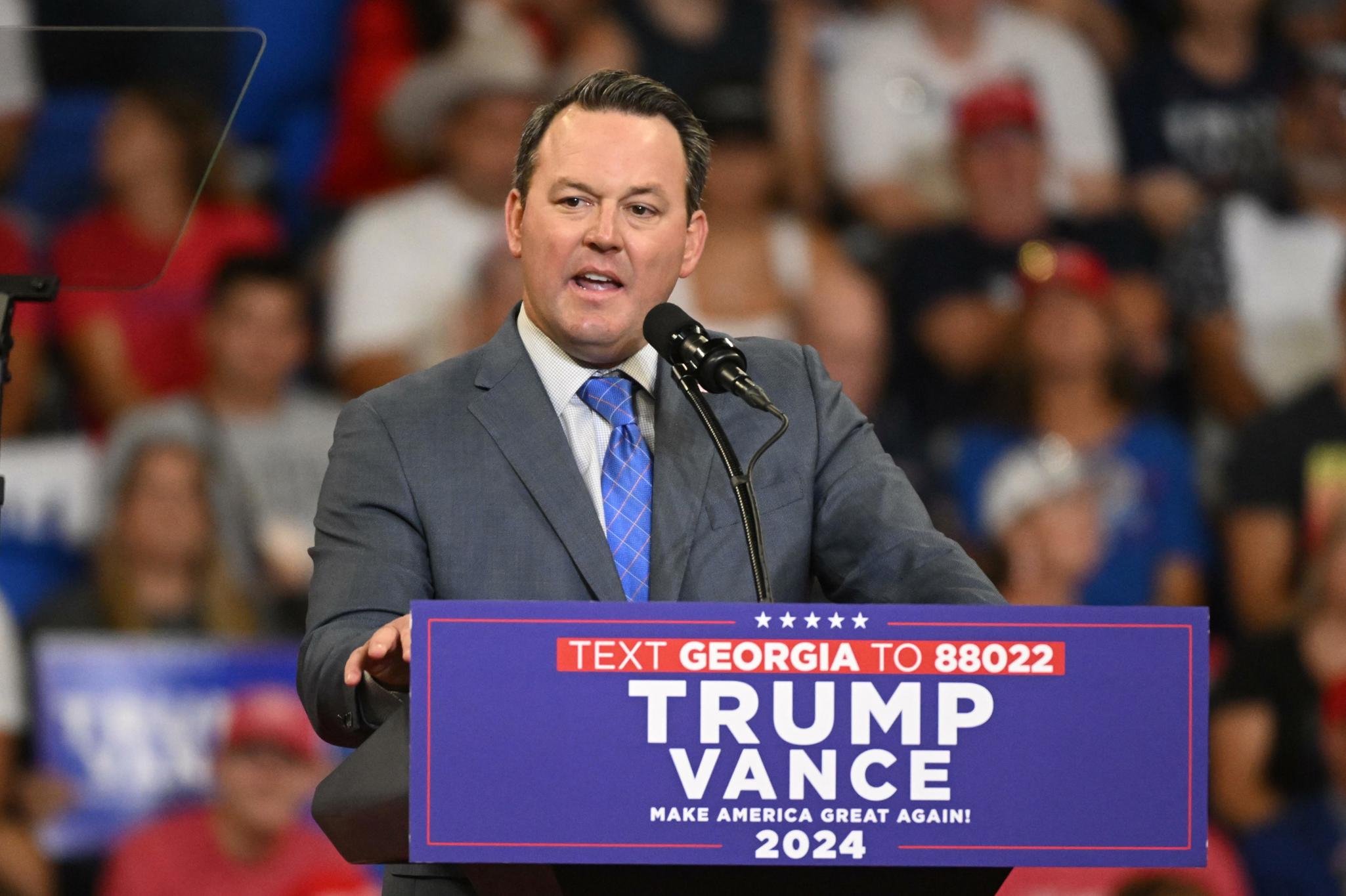 Trump da espaldarazo a la aspiración a gobernador del vicegobernador de Georgia