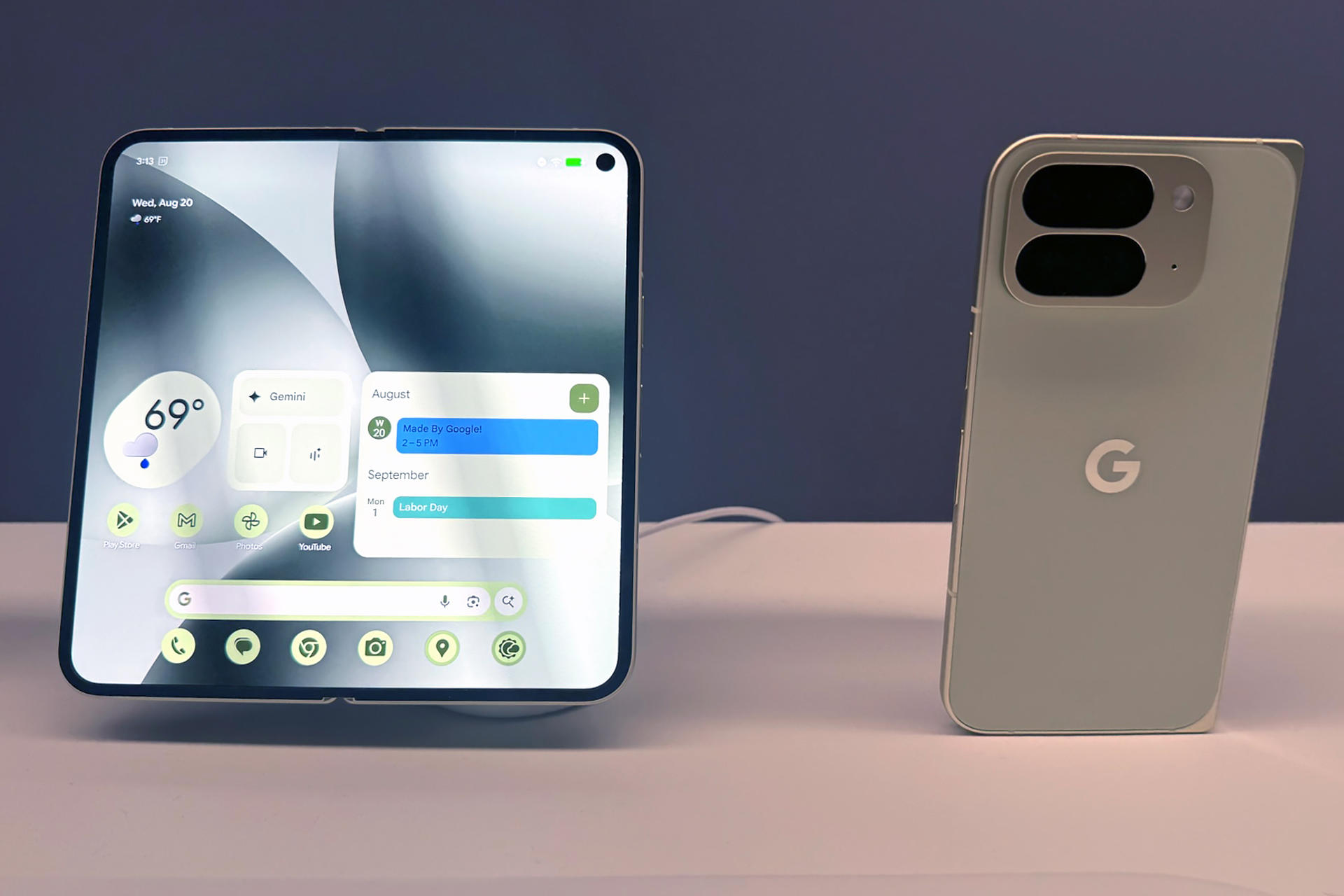 Google presenta sus nuevos teléfonos Pixel 10 y se burla de la IA y las cámaras de Apple
