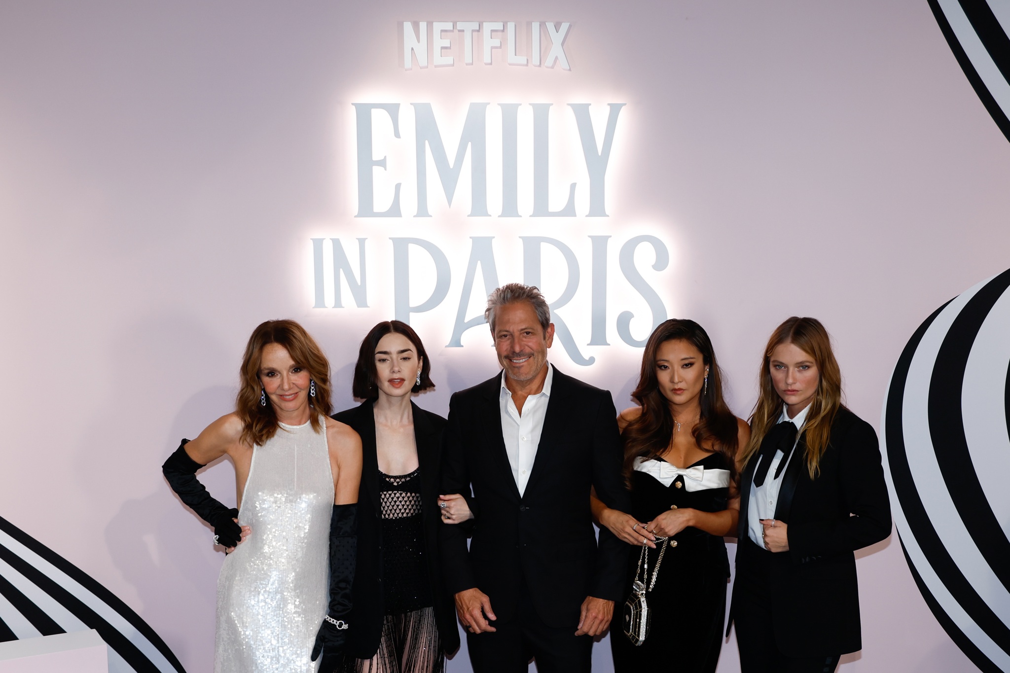 La quinta temporada de 'Emily in Paris' se estrenará en Netflix el 18 de diciembre