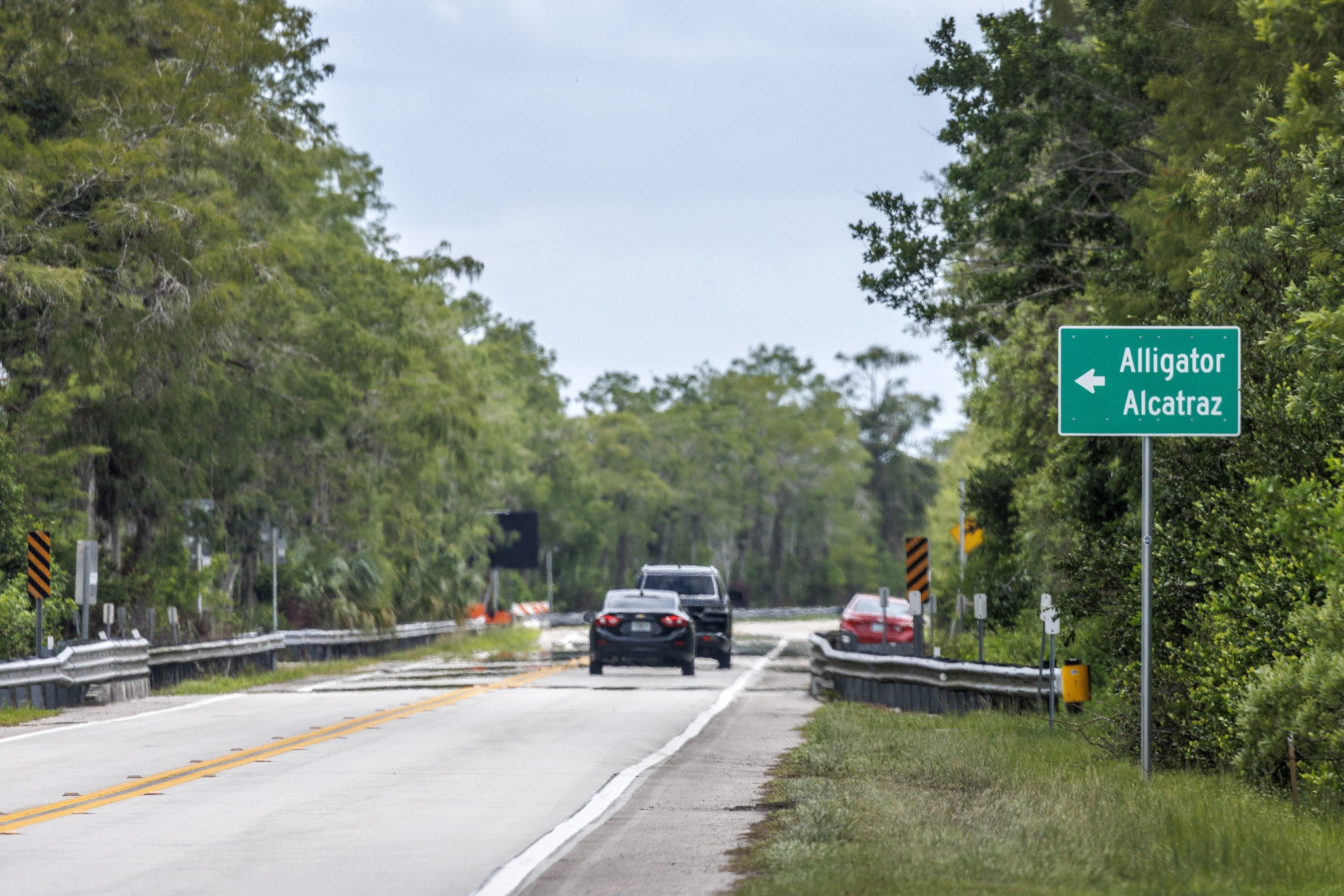 Grupos alertan de que persisten “condiciones horribles” de migrantes en Alligator Alcatraz