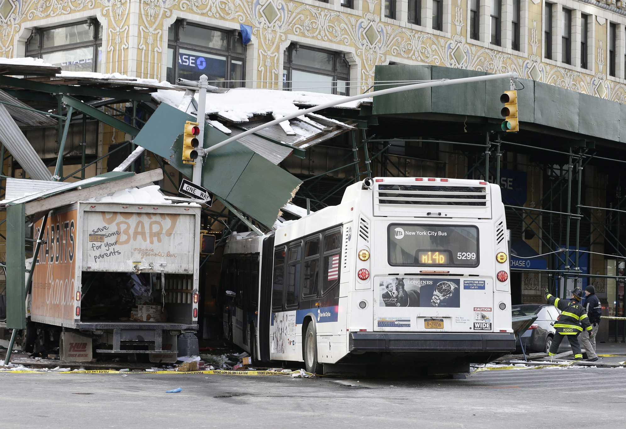 Accidente de bus turístico deja cinco muertos en Nueva York