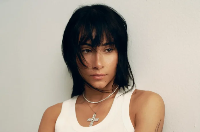 Aitana-cr-Javier-Biosca-2024-billboard-1548