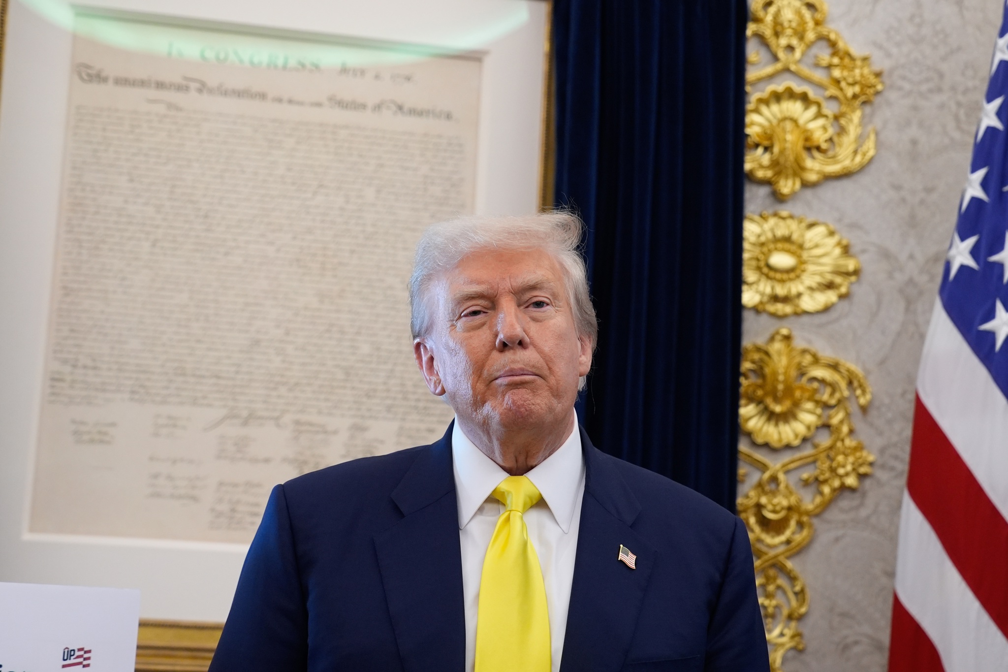 Trump se reúne con el CEO de Intel y aplaude “su éxito y ascenso” tras pedir su dimisión