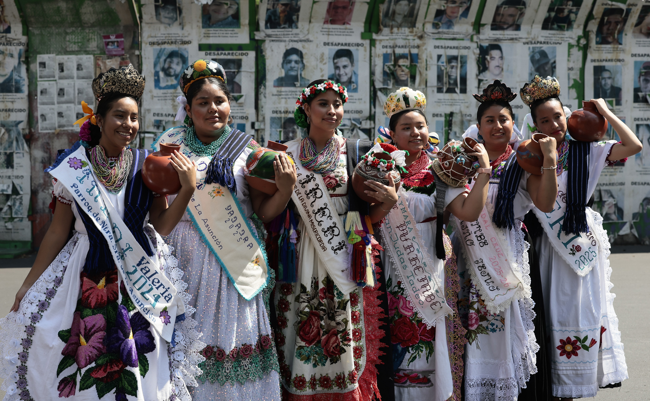 Miles de indígenas marchan en Chiapas por la paz, el territorio y contra megaproyectos