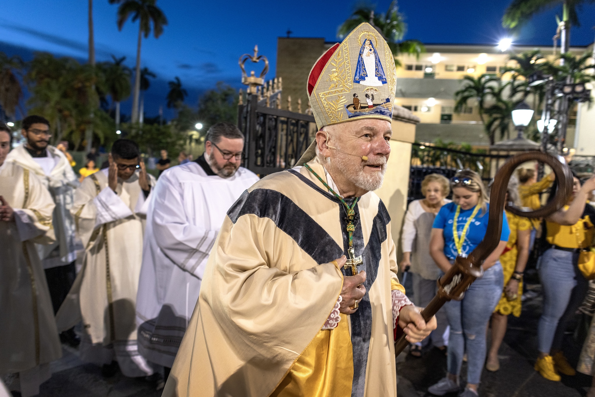 Arquidiócesis de Miami obtiene permiso para dar servicio continuo en Alligator Alcatraz