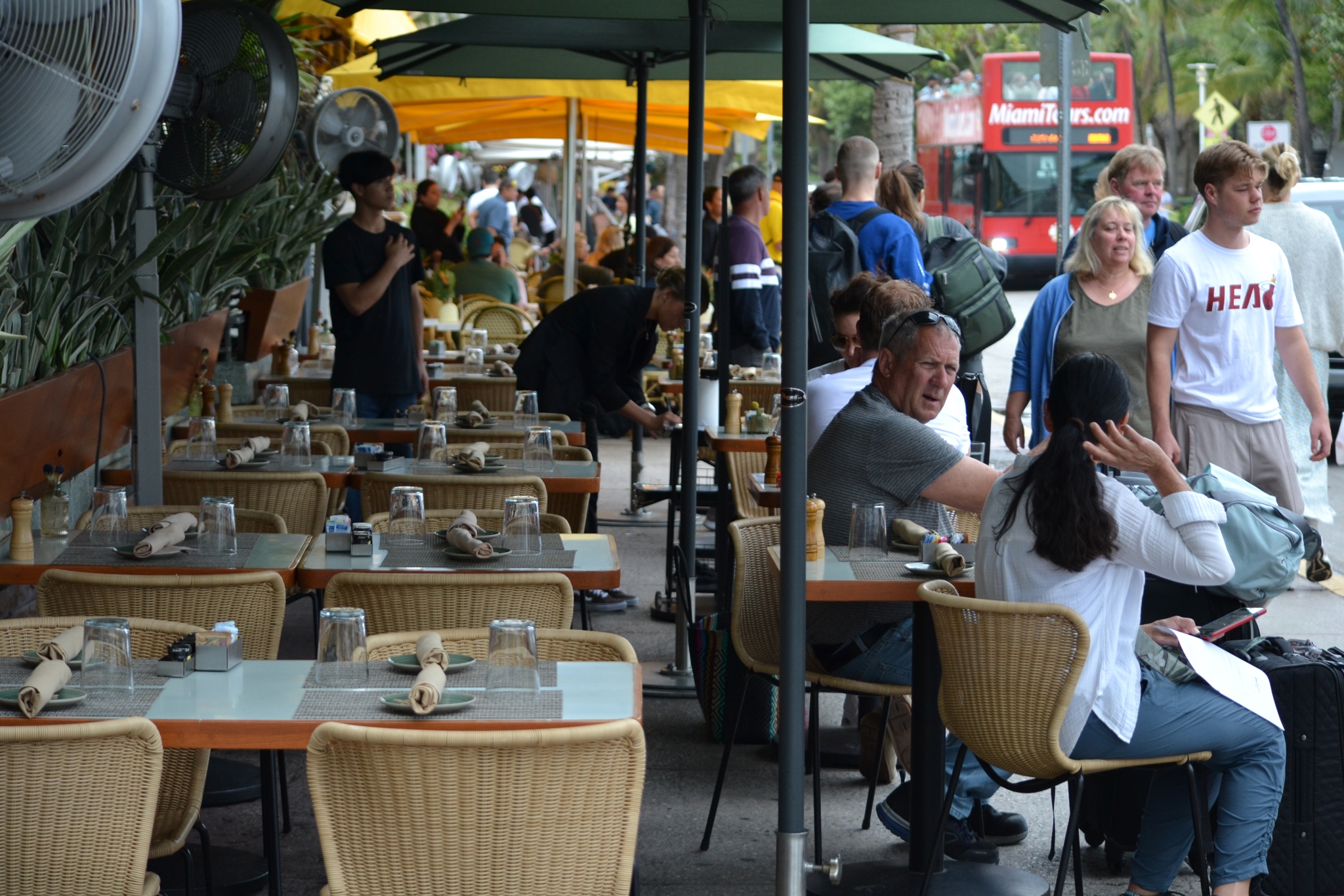 Campaña reclama al Congreso de EEUU permisos para inmigrantes en el sector de alimentación