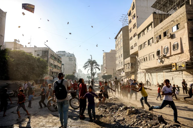 Trump dice que no sabe “mucho” sobre la ofensiva israelí en la ciudad de Gaza