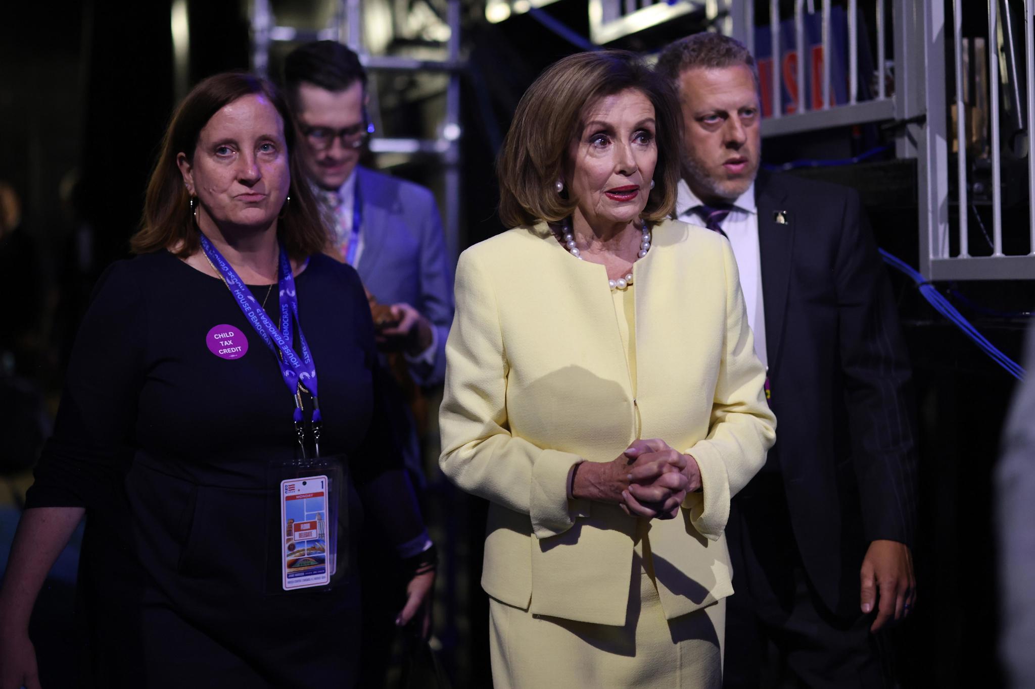 Los demócratas condenan la violencia política tras el disparo a Kirk, aliado de Trump