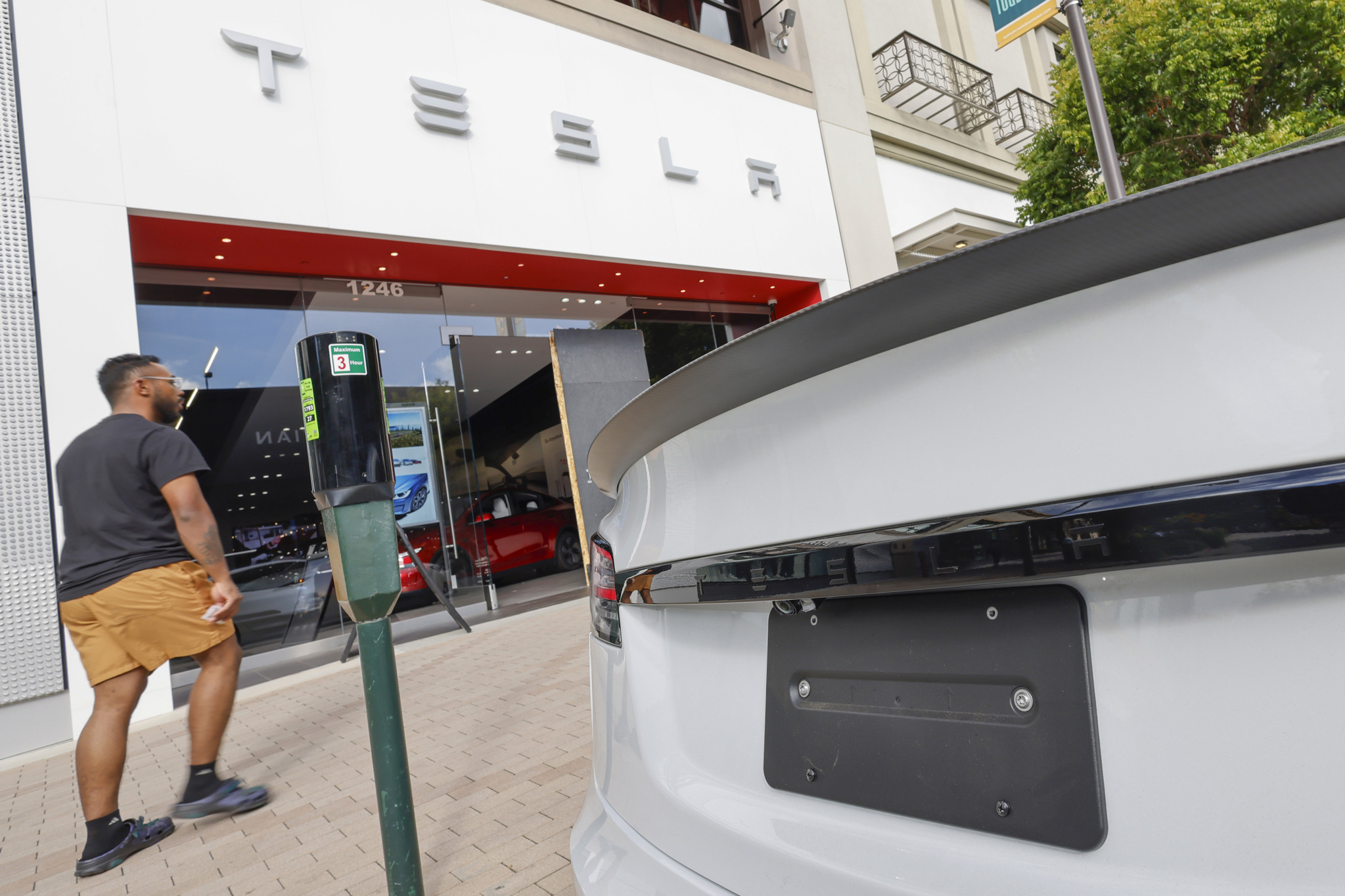 Las acciones de Tesla se disparan un 7 % al conocerse la compra millonaria de Musk