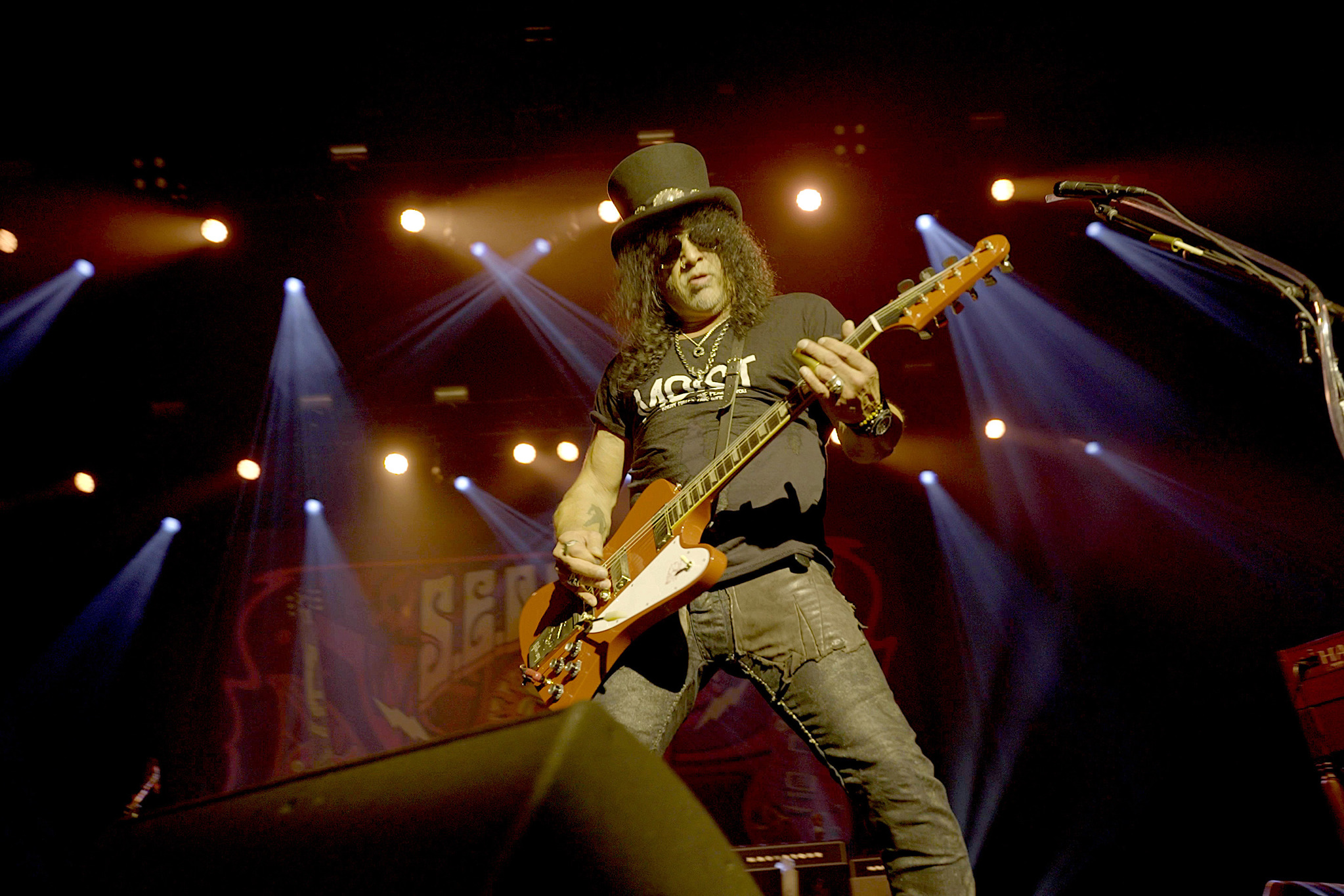 Slash lanzará su álbum ‘Live at the SERPENT Festival’ el próximo 7 de noviembre