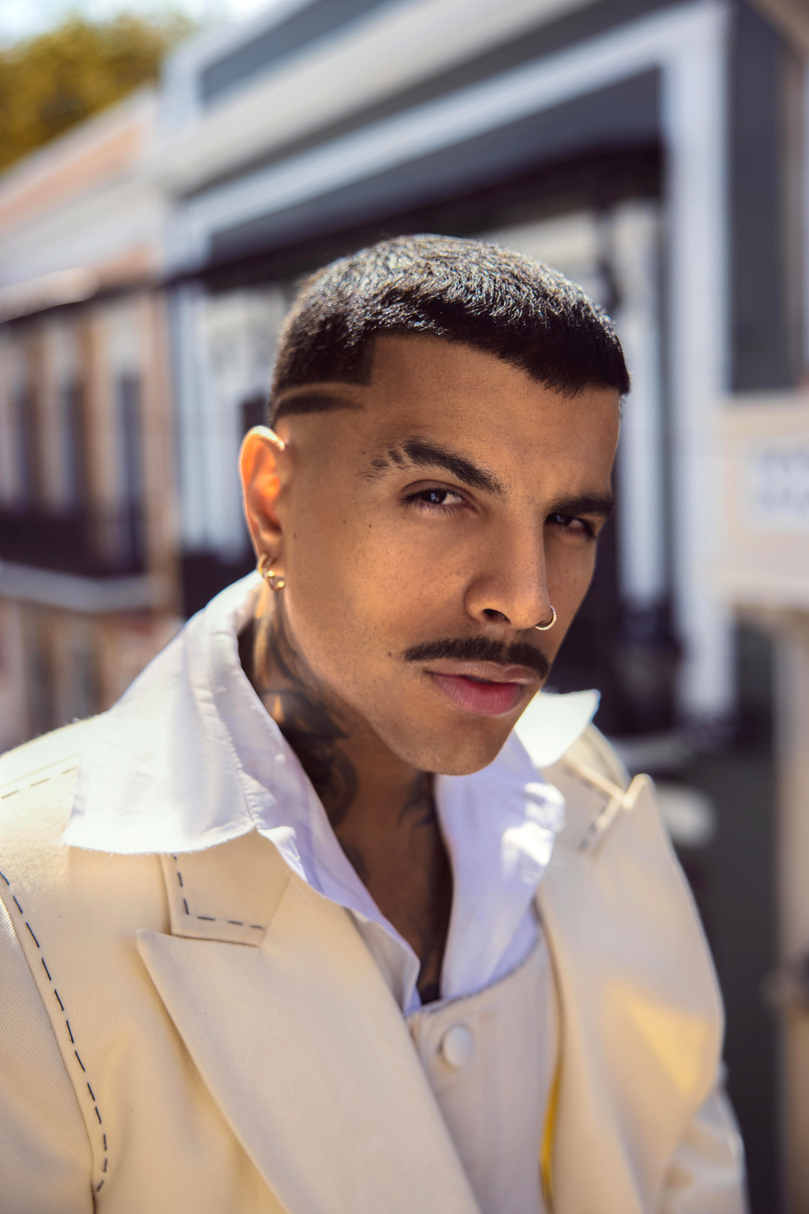 Rauw Alejandro rinde homenaje a los ritmos afrocaribeños en ‘Cosa Nuestra: Capítulo 0’