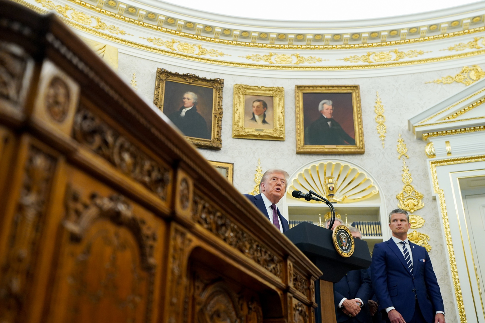 Trump asegura que acabará enviando a la Guardia Nacional a Chicago y Baltimore