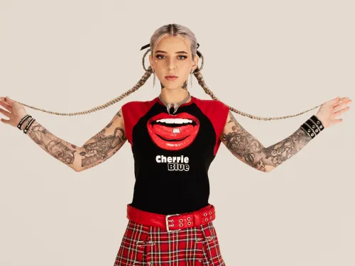 Artista urbana puertorriqueña Young Miko será telonera de ocho conciertos de Billie Eilish