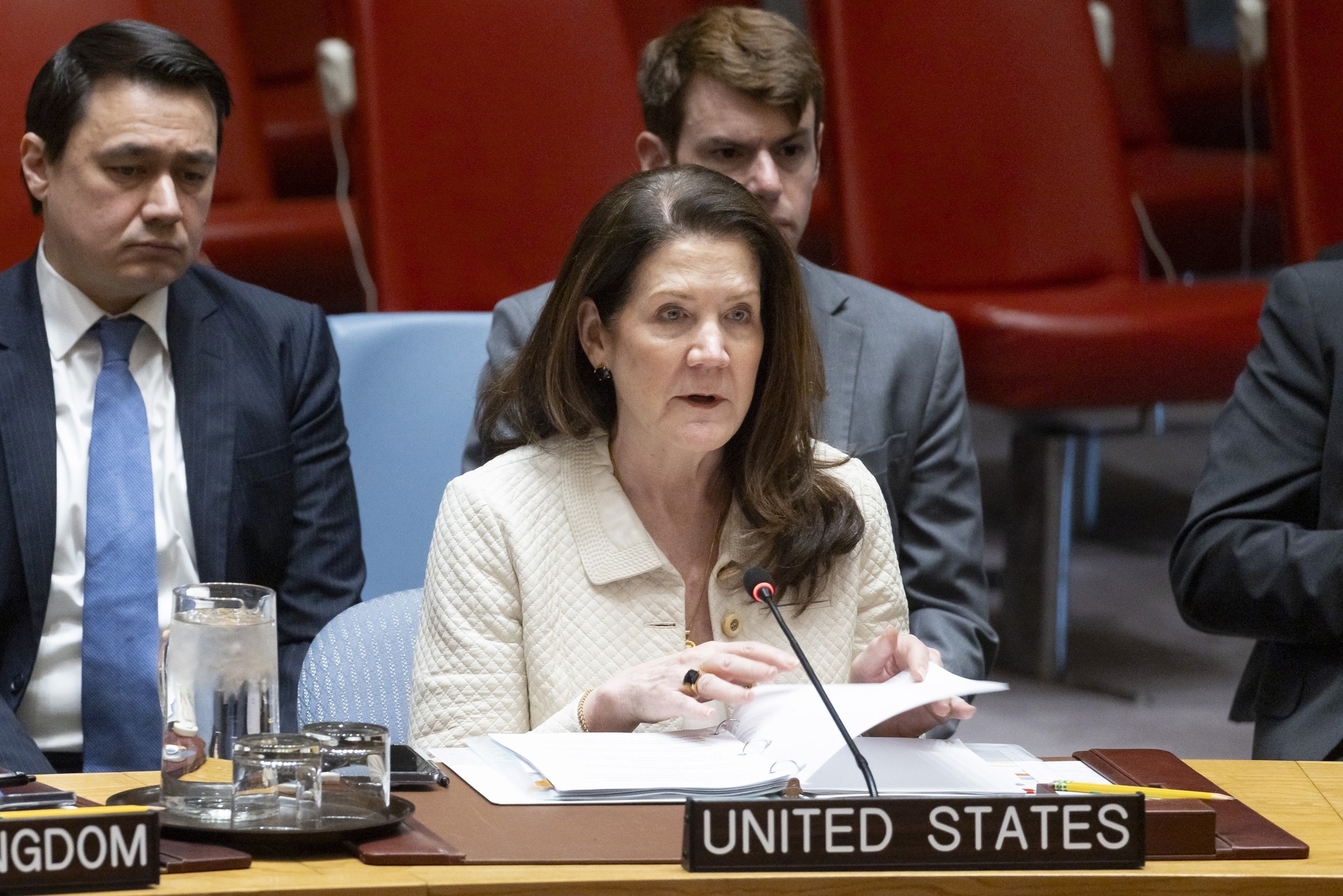 Estados Unidos advierte a Rusia que “defenderá cada pulgada del territorio de la OTAN”