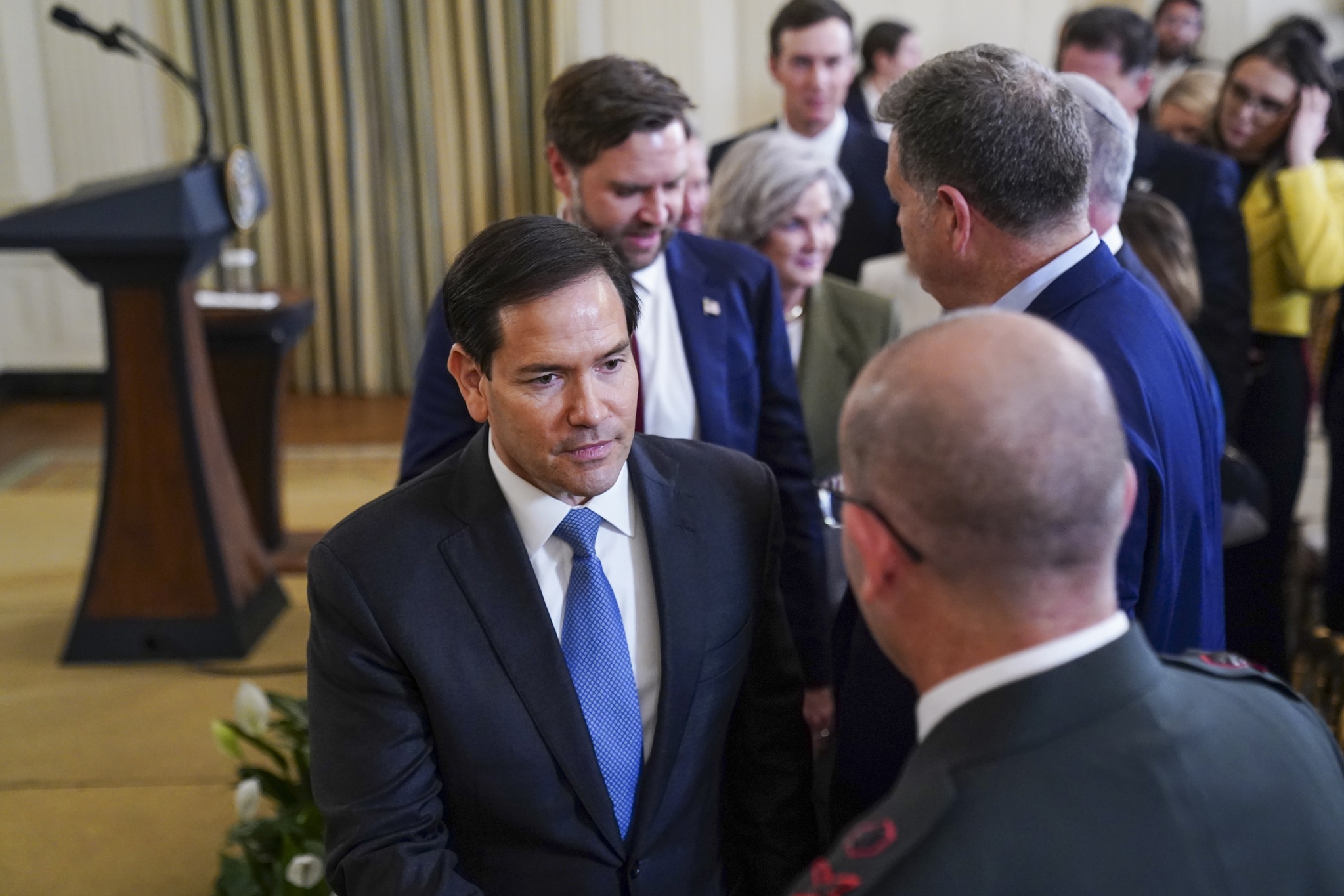 Congresistas demócratas piden a Rubio intervenir por estadounidenses detenidos en Israel