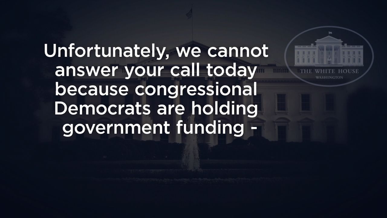 Los Mensajes Partidistas de las Agencias Federales Durante el Cierre Generan Preocupaciones Legales y Éticas