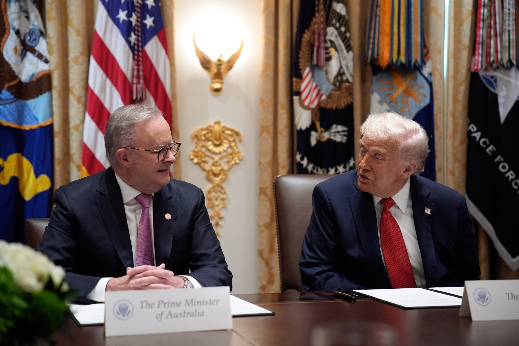 Trump y Albanese firman un acuerdo sobre minerales críticos y tierras raras