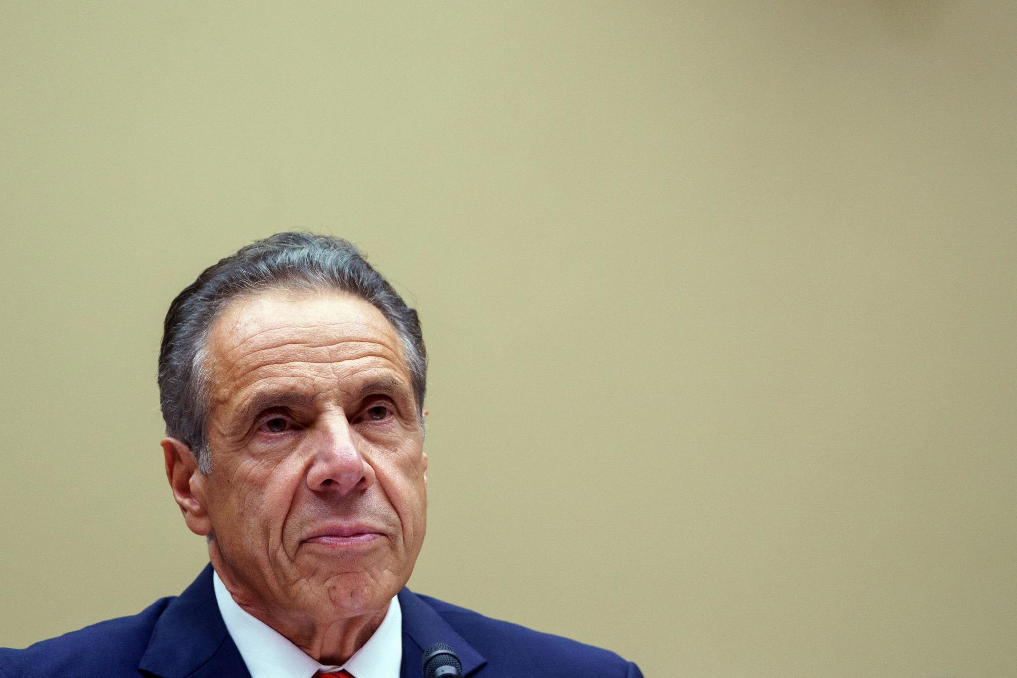 Cuomo publica un polémico vídeo de IA que ilustra a seguidores de Mamdani como criminales