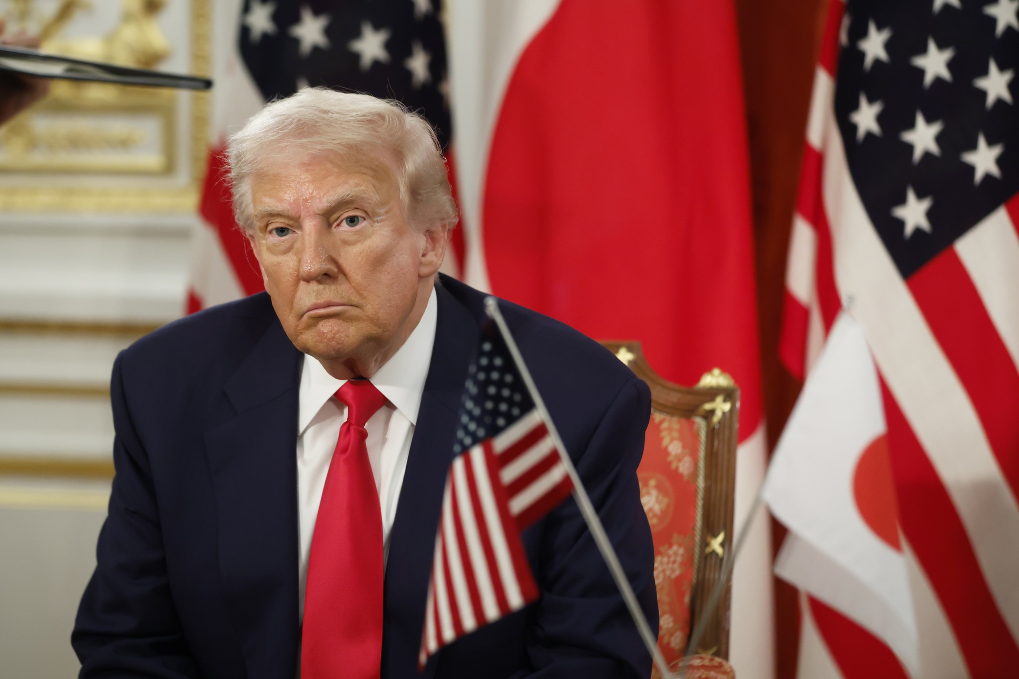 Trump: republicanos y demócratas deberían negociar un programa que reemplace a Obamacare