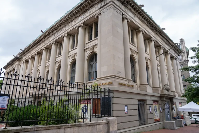 Subasta de cuadros de la Hispanic Society de Nueva York recauda 2,2 millones de dólares