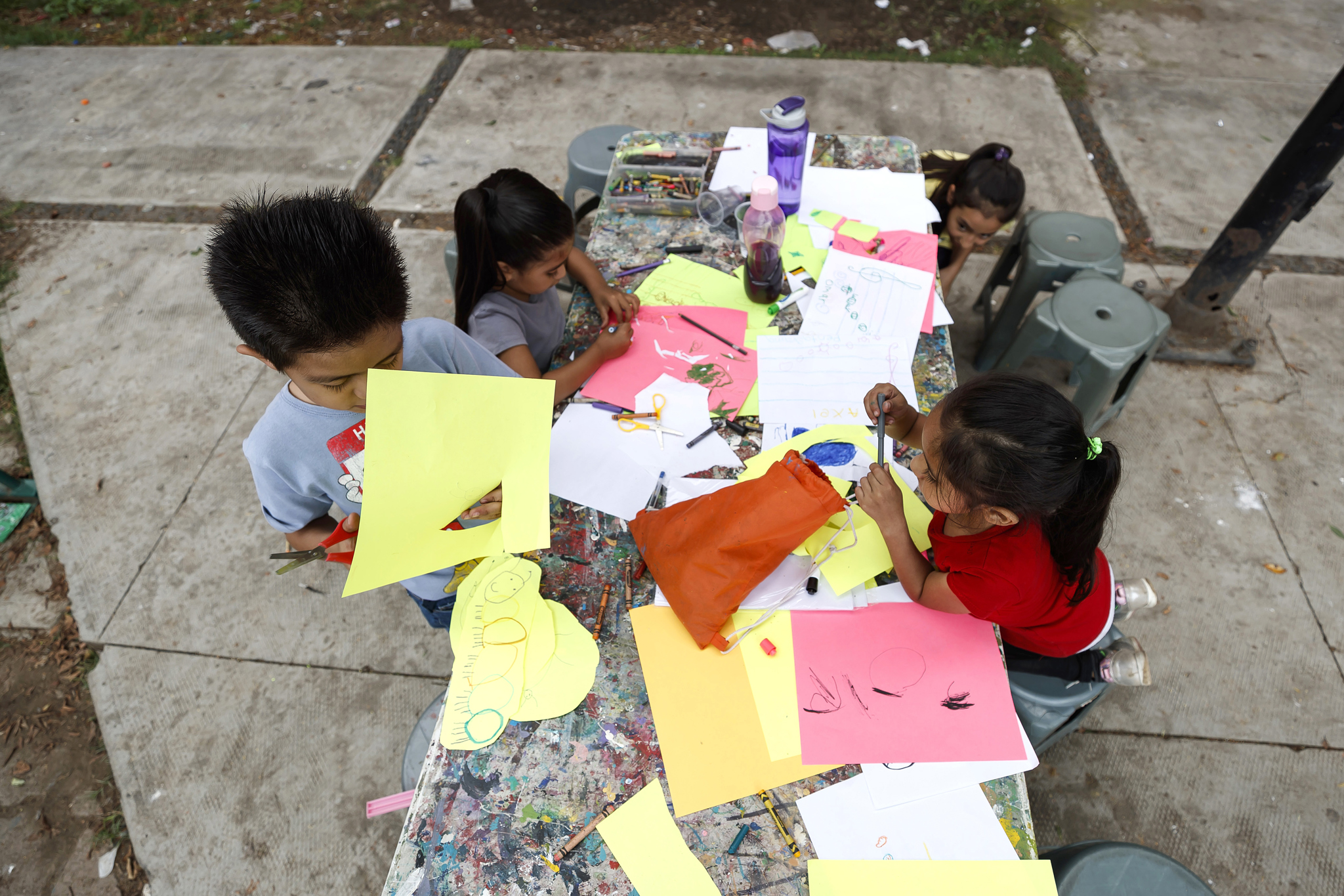 ‘Los niños invisibles’, la vida de las infancias que crecen sin familia en México