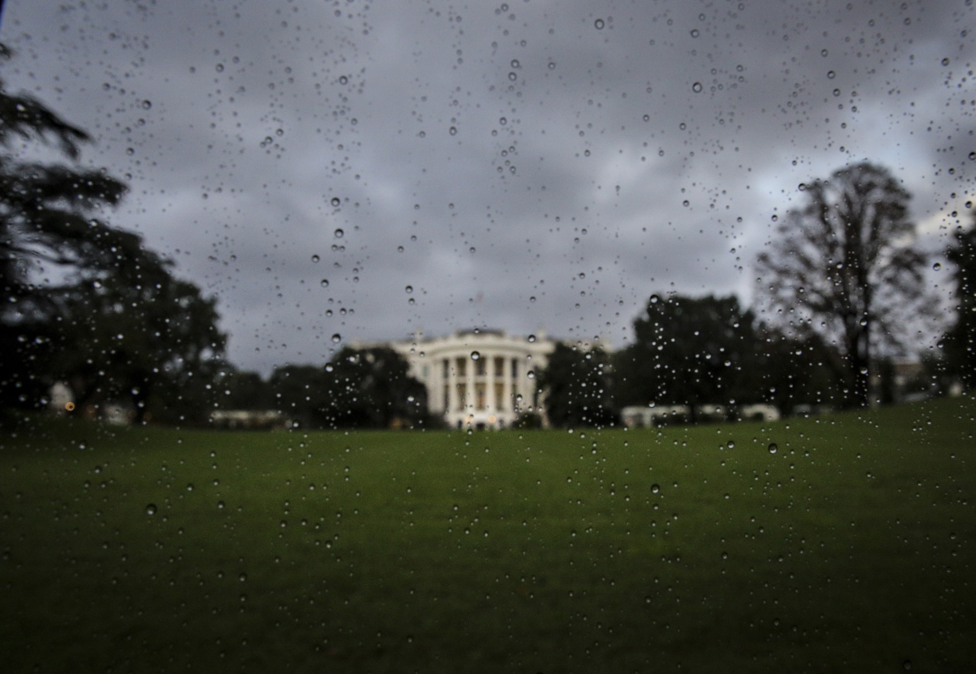 Empiezan a demoler parte de la Casa Blanca para construir la sala de baile de Trump