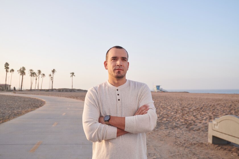 Declaración del candidato al Senado de EE. UU., Héctor Mujica, sobre los informes de acciones militares estadounidenses contra Nicolás Maduro