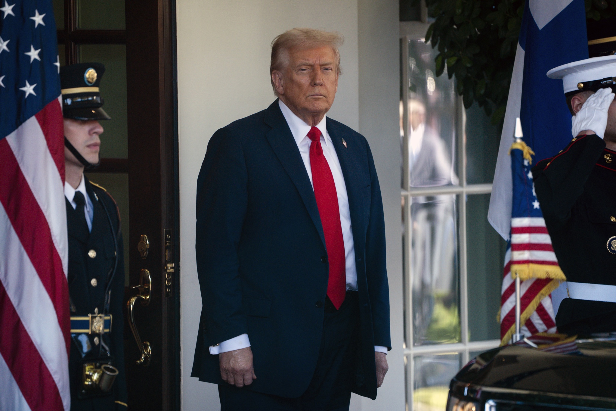 Trump dice que “quizás deberían expulsar” a España de la OTAN