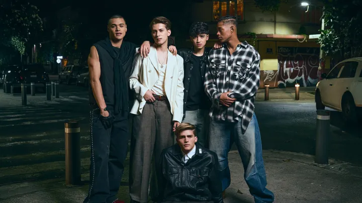 Santos Bravos, la primera ‘boy band’ latina hecha con “la metodología K-pop”