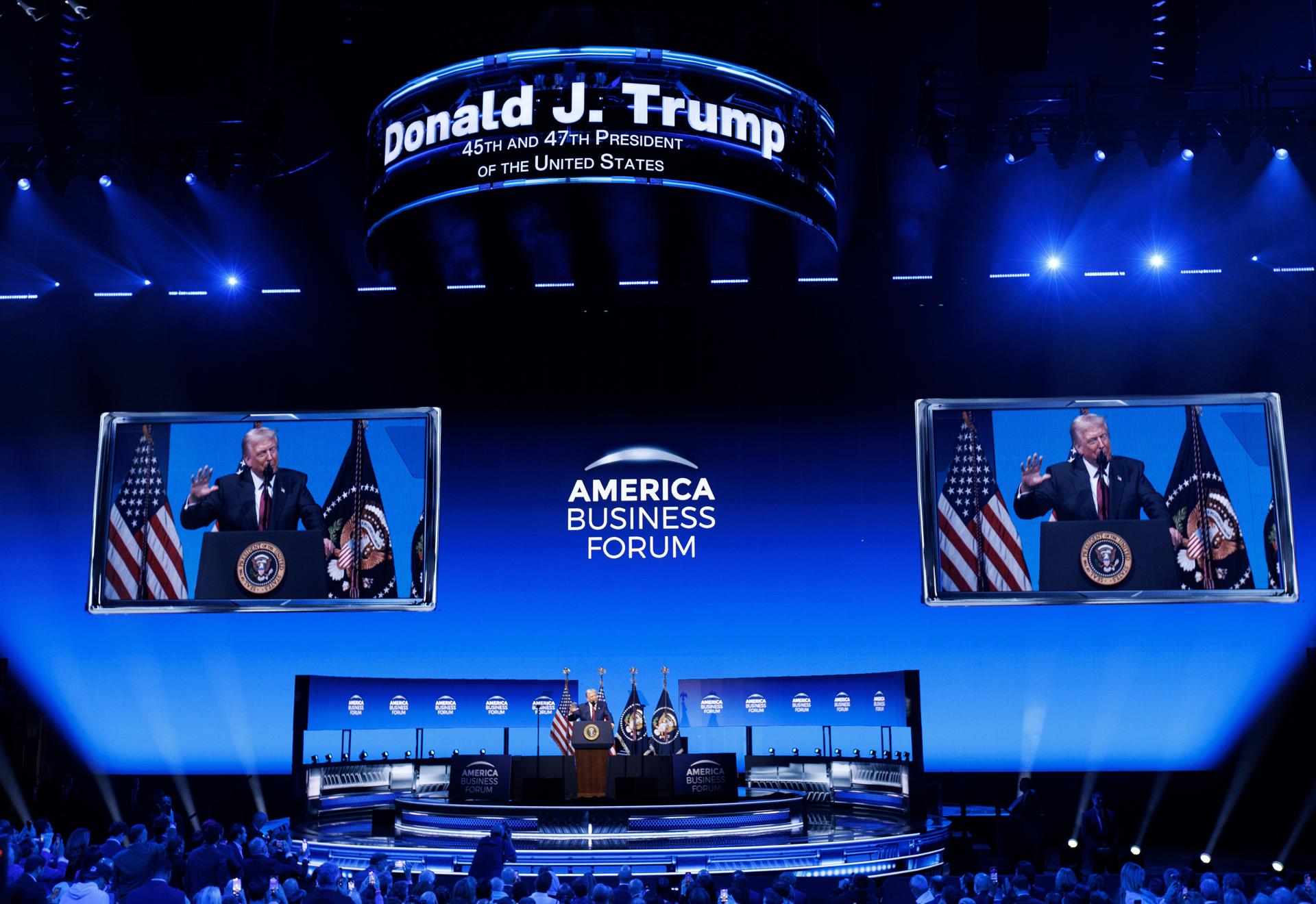 Trump dice que “Miami será un refugio” para “escapar del régimen comunista de Nueva York”