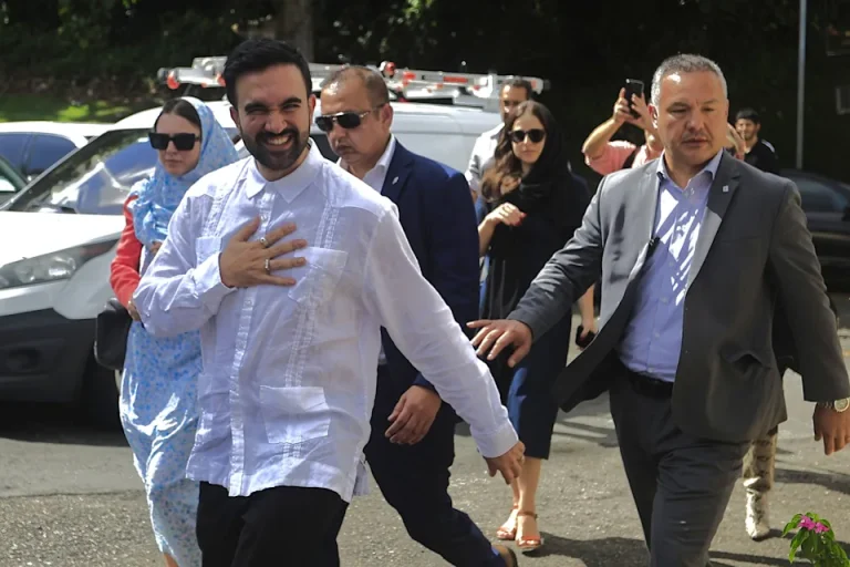 Zohran Mamdani afirma que Nueva York pertenece “a todos los que la llaman casa”