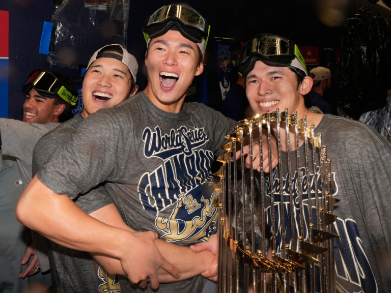 Yamamoto, Ohtani y Sasaki, la excelencia del béisbol japonés corona a los Dodgers